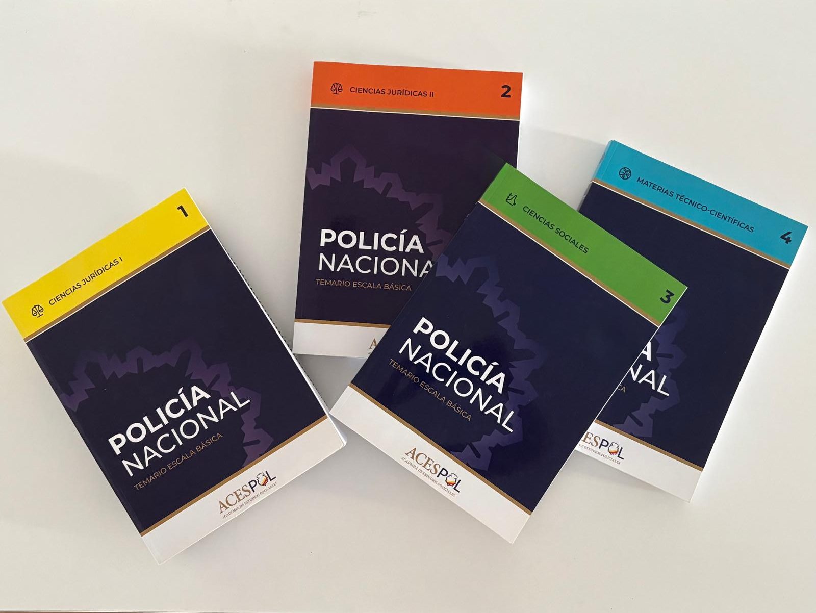Los cuatro tomos del temario de Policía Nacional de ACESPOL La Vaguada